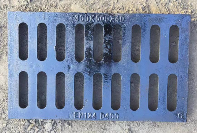 华南热作学院球墨铸铁排水沟盖板展示